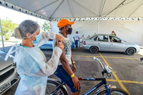 Cinco mil pessoas foram vacinadas em 28h de Arraial da Vacinação