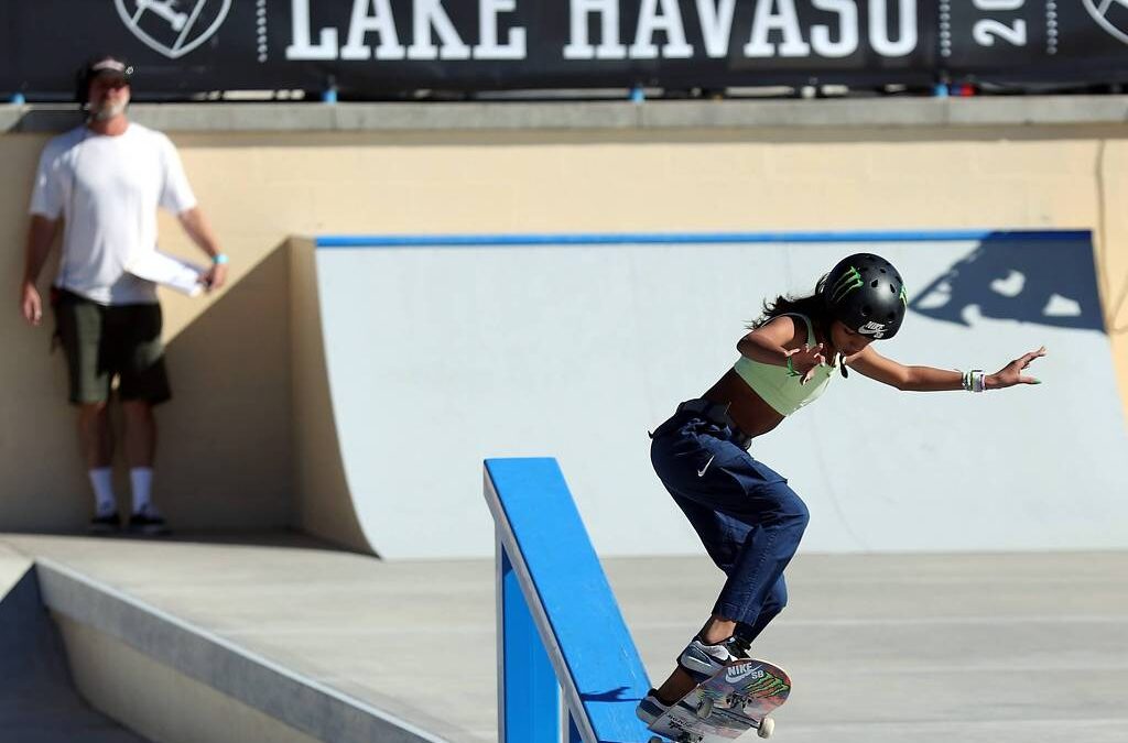 Fadinha voa alto e é a primeira skatista a vencer duas etapas consecutivas da Street League nos EUA