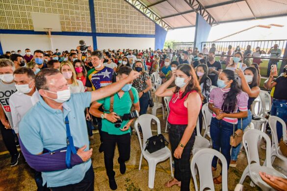 Disparado nas pesquisas, Brandão é aclamado em Dom Pedro