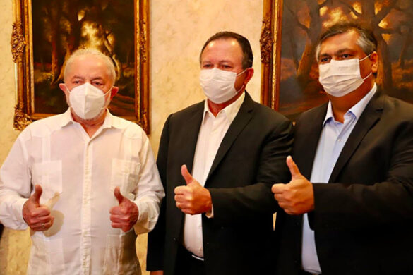 Lula lidera com 49%, Bolsonaro tem 25%