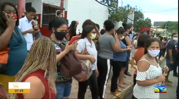 Após teto do terminal da Cohama cair, Braide segue mudo e população no sufoco