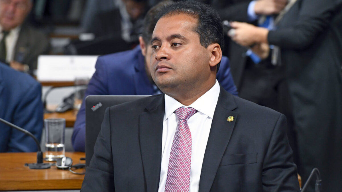 Bolsonarismo de Weverton gera crise interna no comitê de pré-campanha