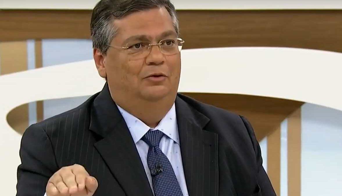 Dino volta a criticar o orçamento secreto: “O roubo é público”