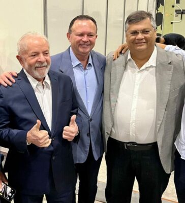 De acordo com a reportagem, a aliança com Dino e Lula deverá ajudar a consolidar sua liderança na disputa