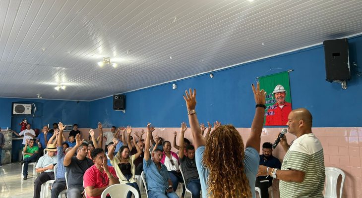 Após Assembleia Geral, rodoviários decidiram por deflagração de greve geral no transporte público de São Luís (Foto: Divulgação)