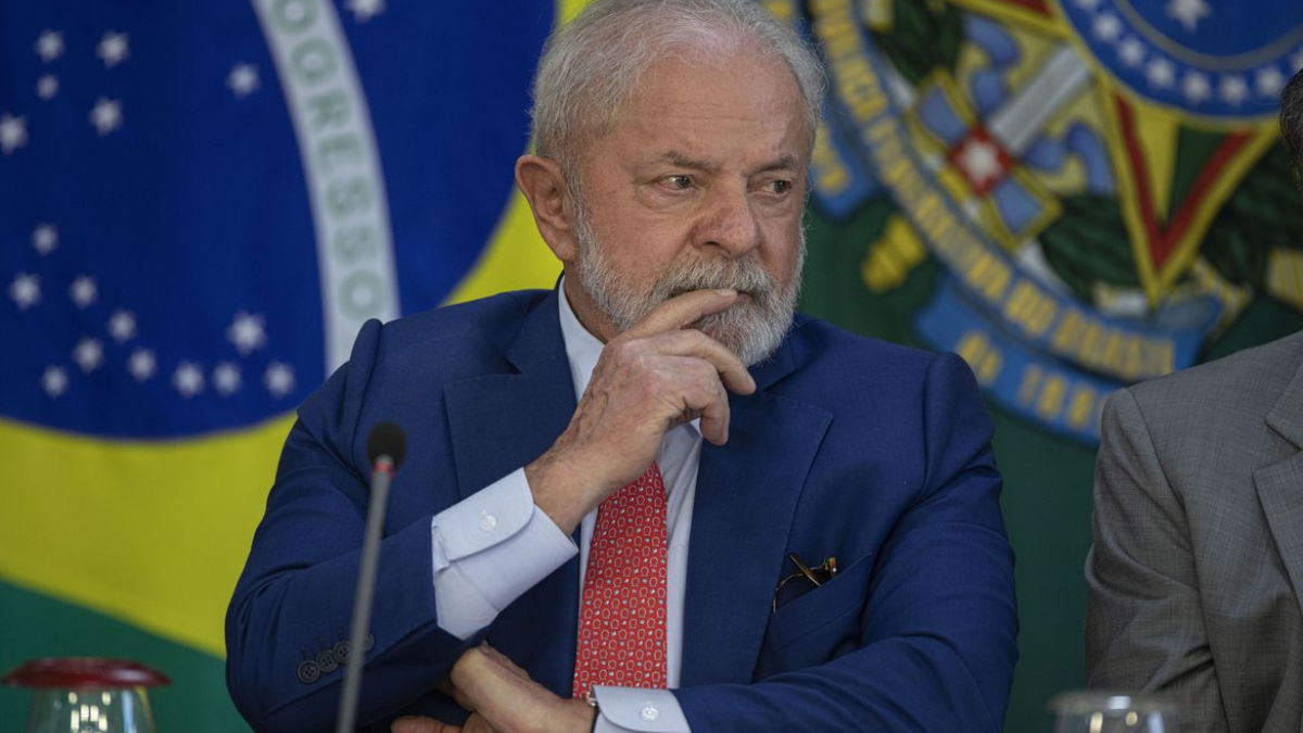 Lula tentou evitar aumento na conta de luz, mas Congresso cede ao lobby e derruba vetos