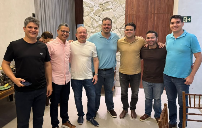 Bloco Parlamento Forte se consolida como voz de oposição e equilíbrio na Alema