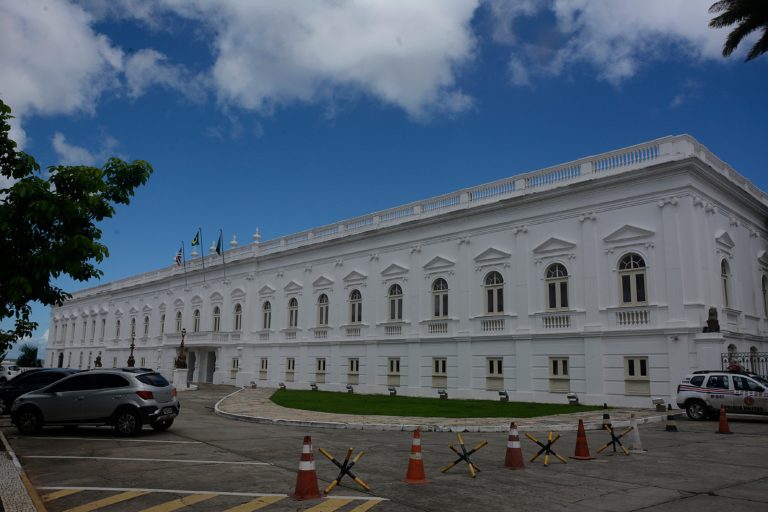MARANHÃO: ENTRE VELHAS PRÁTICAS DE PODER E A URGÊNCIA DA MUDANÇA
