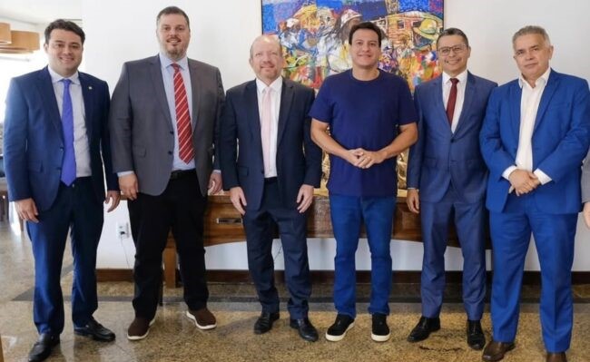 Camarão avança e reúne até 8 partidos com apoio firme do PSB no Maranhão