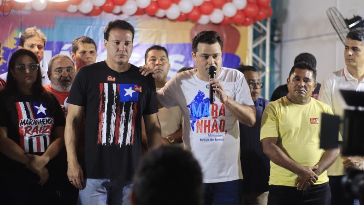 Leandro Bello e Felipe Camarão reúnem multidão em Timon no “Diálogos pelo Maranhão”