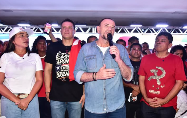 Presidente nacional do PT confirma apoio a Felipe Camarão e descarta palanque duplo de Lula no Maranhão