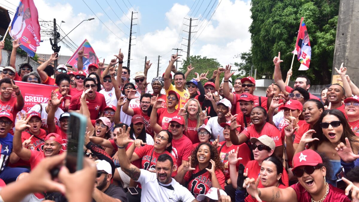 Felipe Camarão comanda a carreata do 13 em São Luís e intensifica agenda de campanha